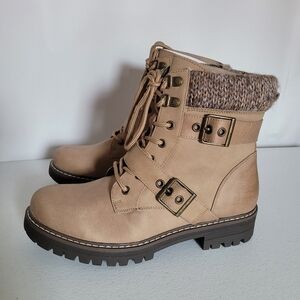 NIB Cliffs by White Mountain Marlee Tan Bootie